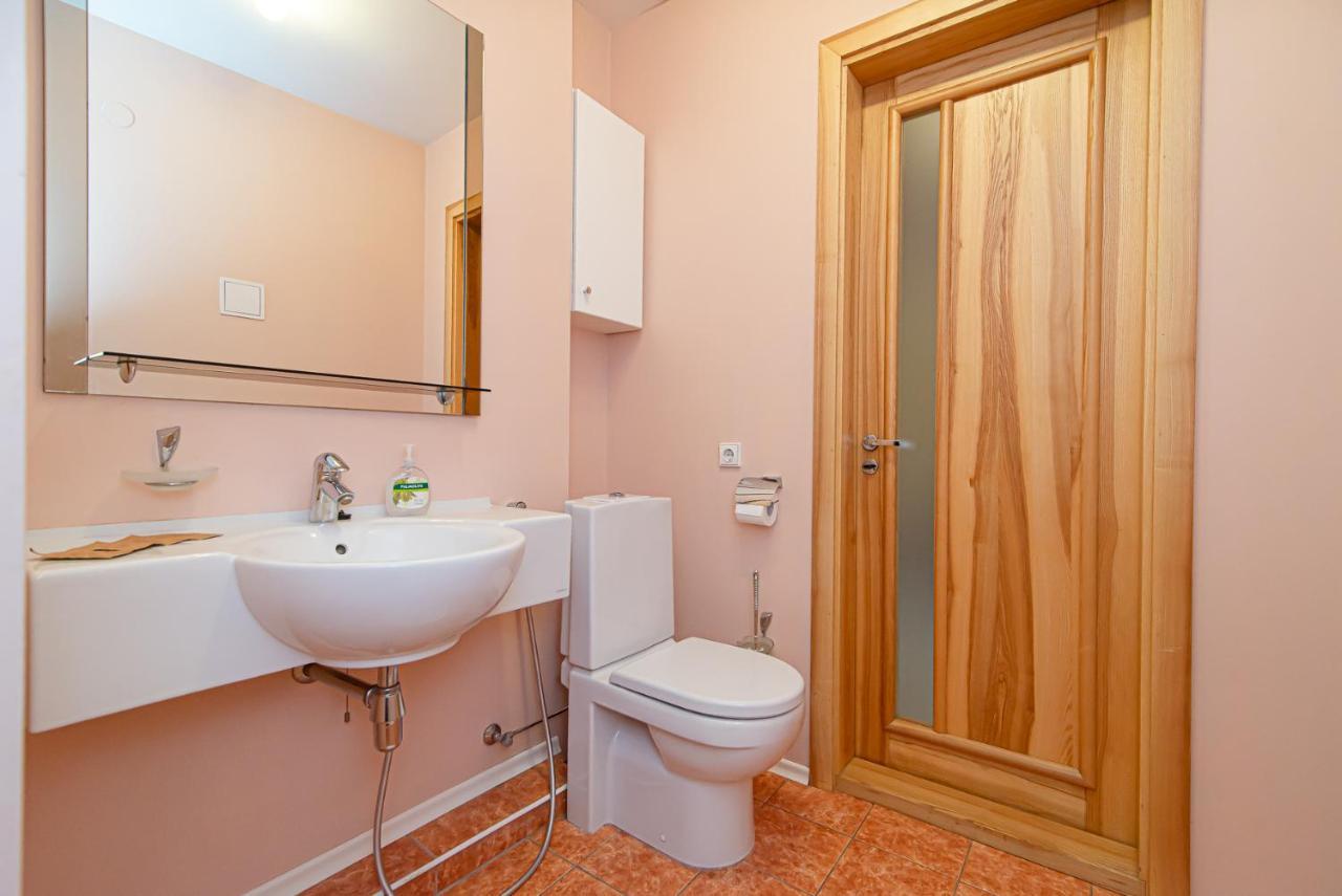 Spacious 2-Bedroom Apartment With Sauna In Vilnius Old Town By Urban Rent Exterior photo